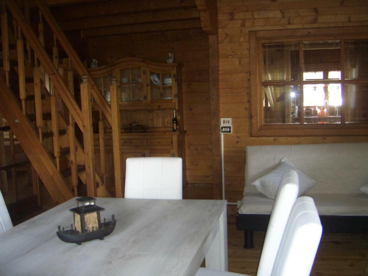 Chalet L Oasi Di Ambra 8 Posti Letto Con Uso Piscina Ardea Eksteriør billede